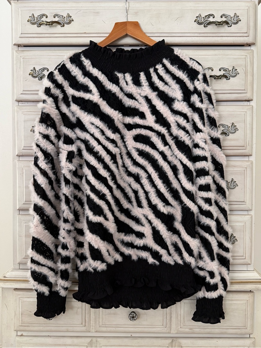 Vici Zebra Textured Sweater